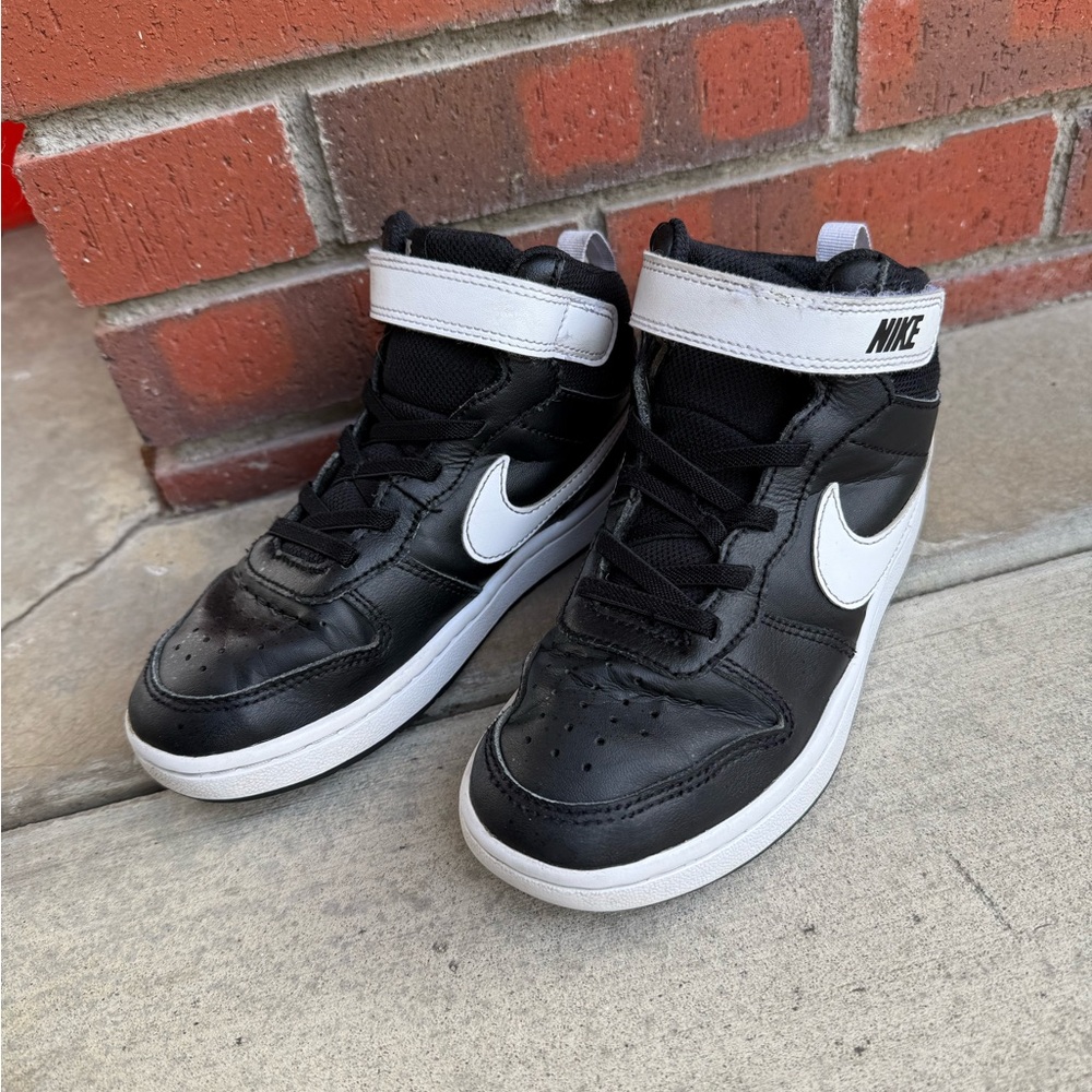 Nike Court Borough Mid 2 Black White 1Y